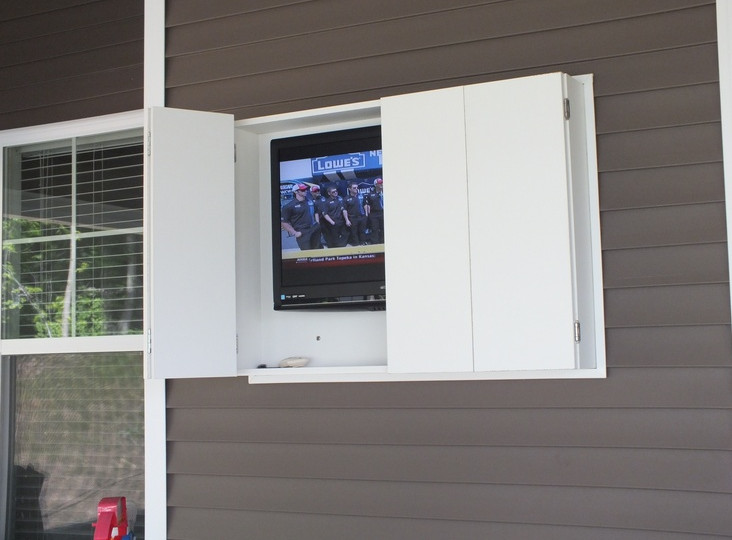 DIY Outdoor TV Enclosure 2