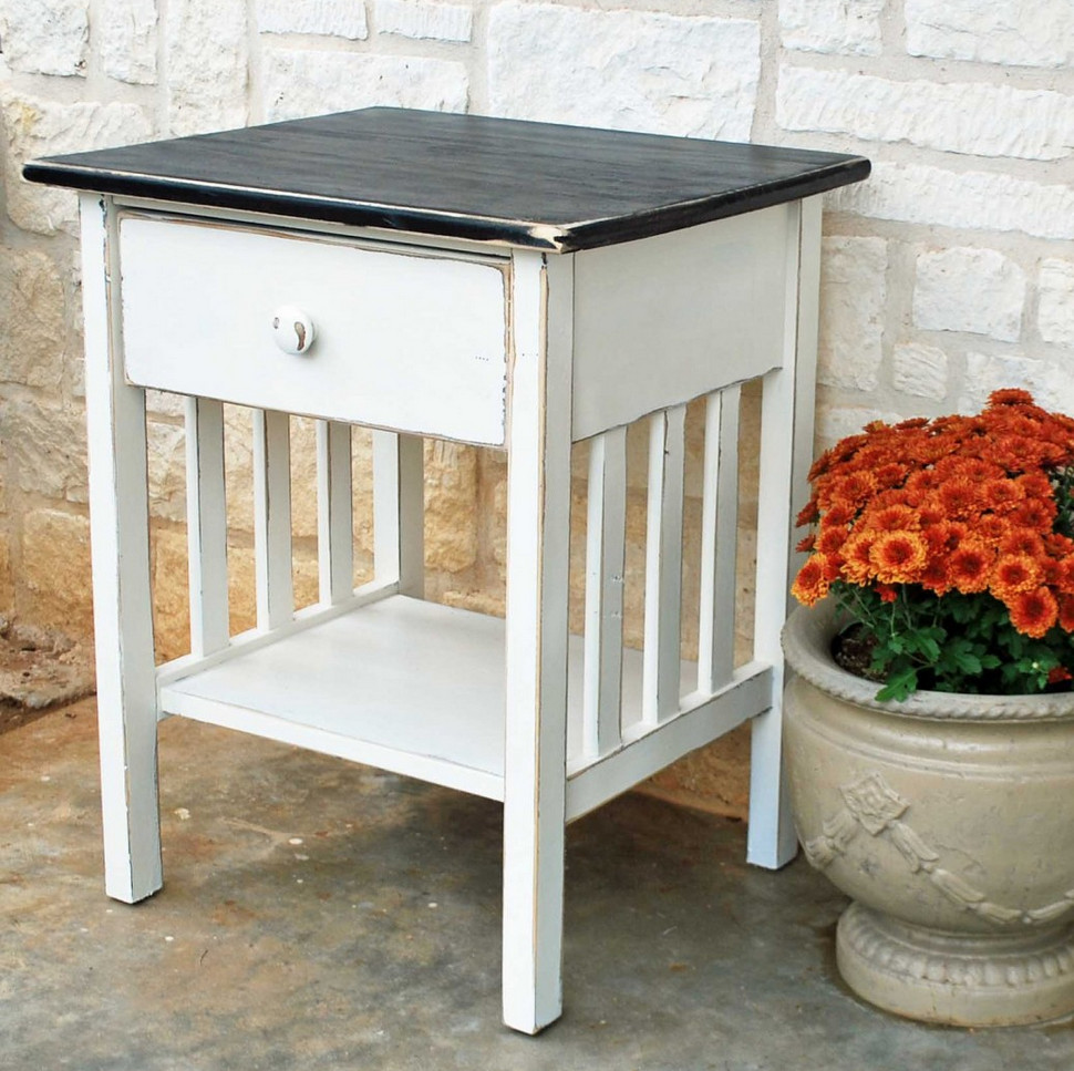 Side Tables for Small Spaces 5
