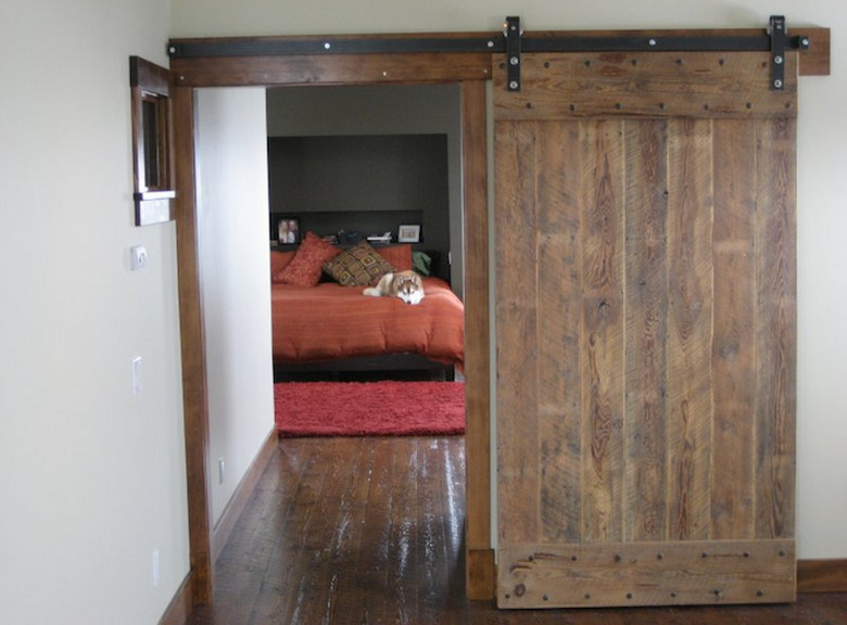 Sliding Barn Doors for Bedroom5