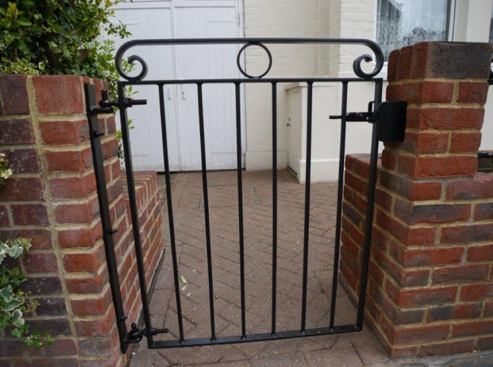 decorative iron gates designs 2